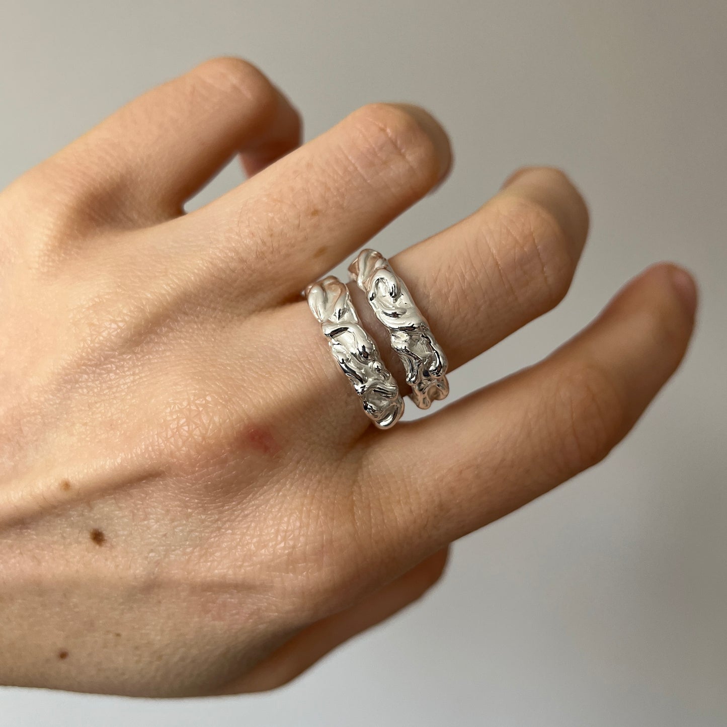 DOUBLE CIRCE RING