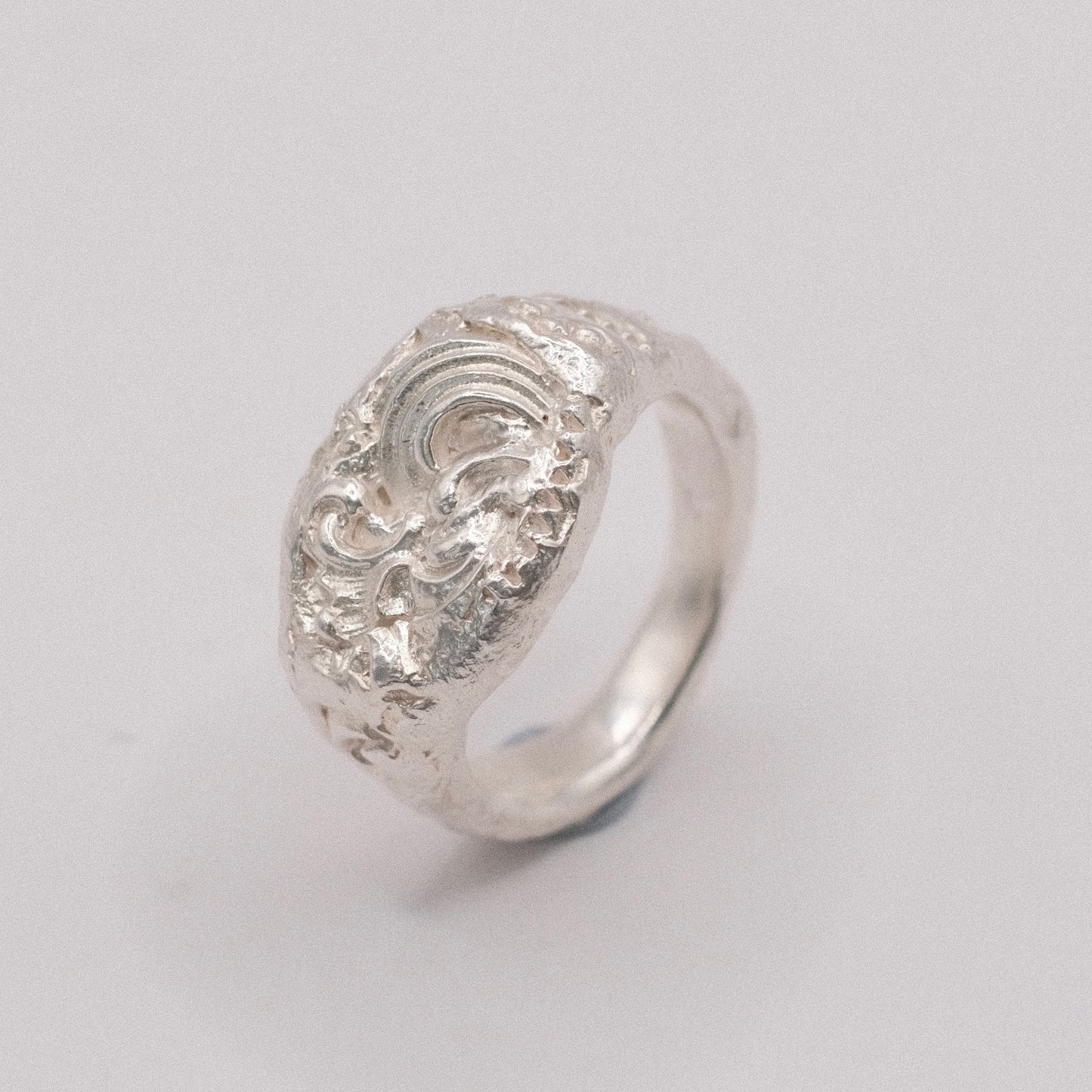 Atlantis silver ring with intricate detailed design
