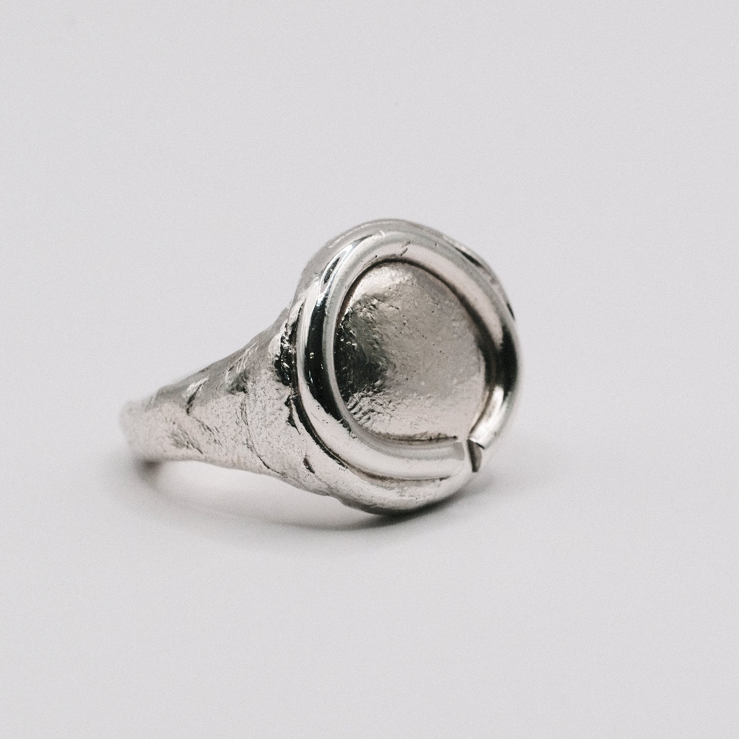 ARI RING